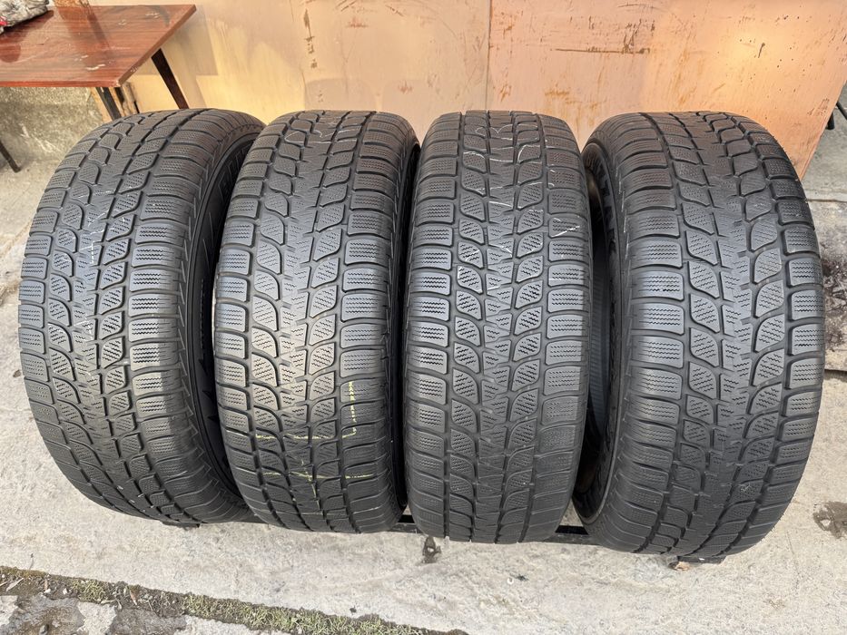 255/70R16 Bridgestone Blizzak LM-25 4шт