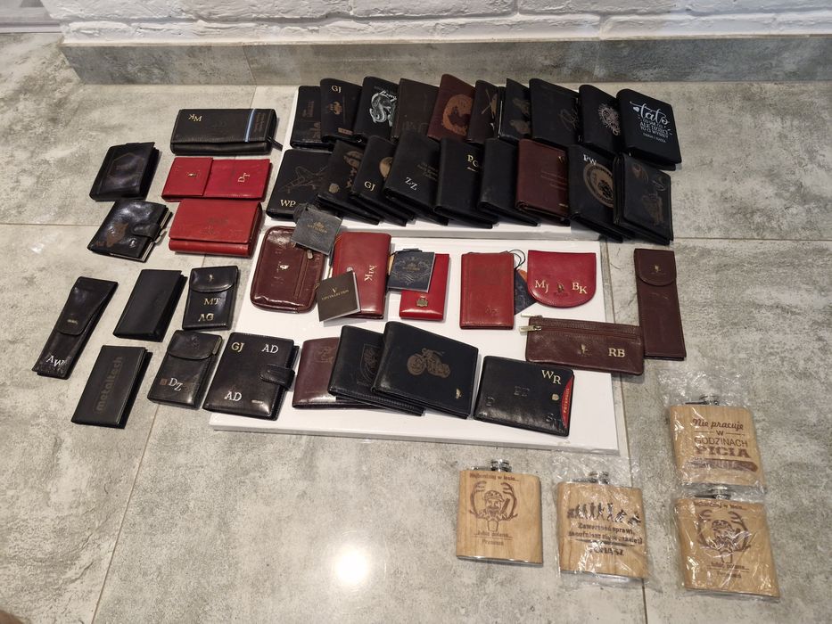 Portfele,papierosnice ,piersiówki całość