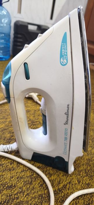 Продам утюг Philips