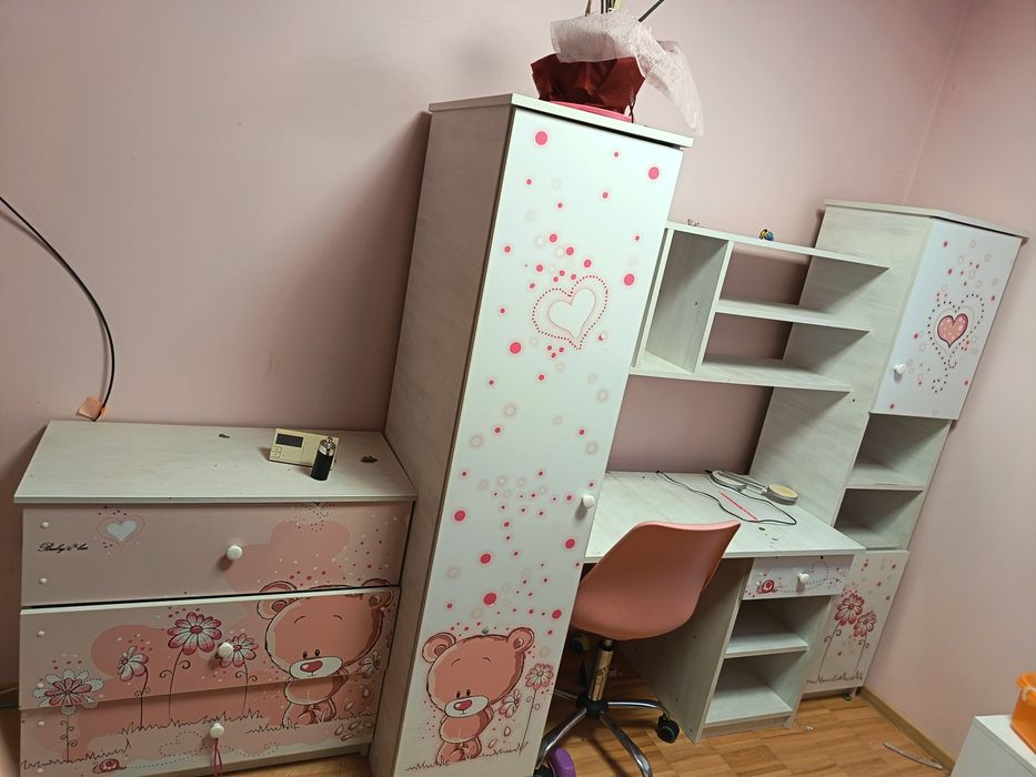 Sprzedam meble plus łóżko