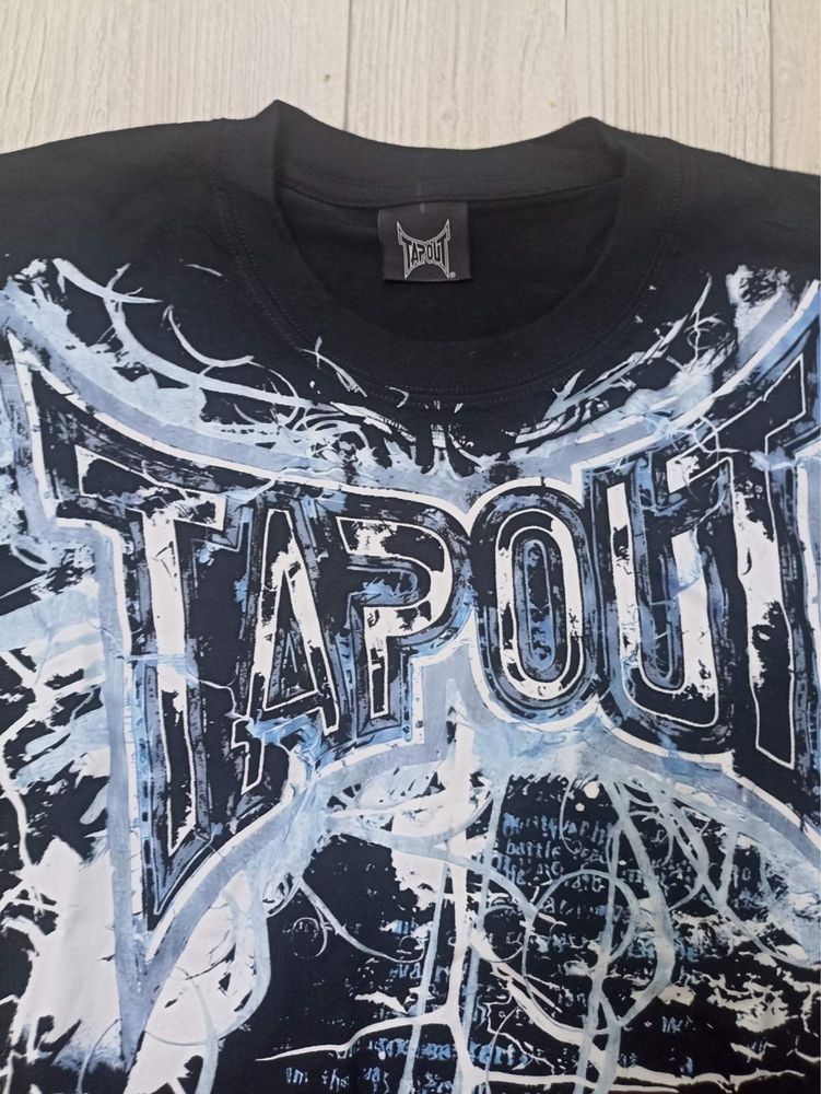 Продам футболку Tapout sk8 y2k