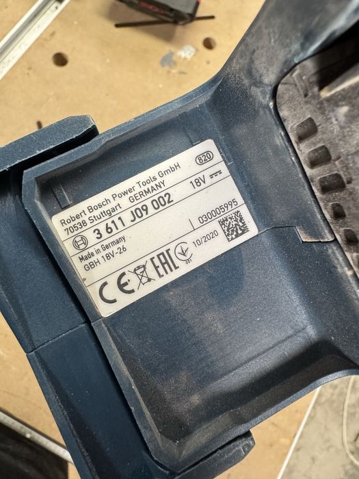 Młotowiertarka Bosch z odsysaczem pyłu