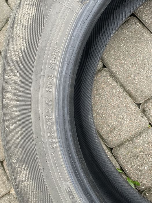 Продаю зимові шини розмір 225/60