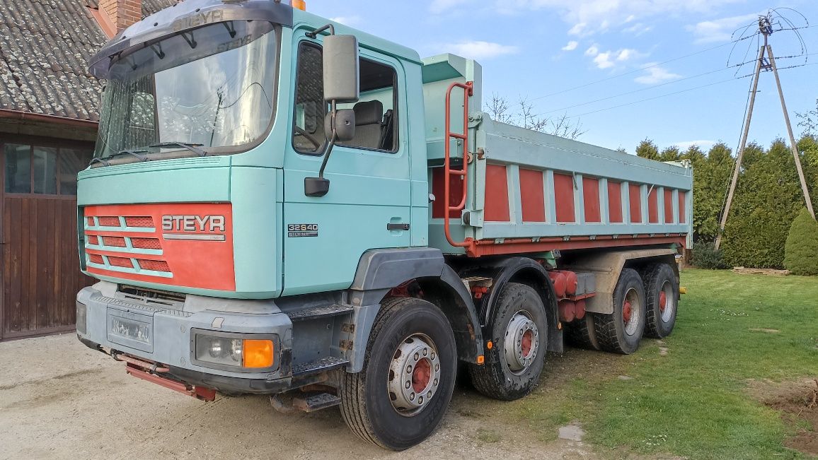 STEYR 32S40 MAN F2000