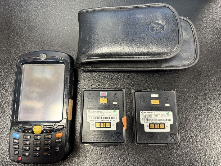 Motorola MC5590 + 2 aku bezprzewodowy skaner kodow kreskowych