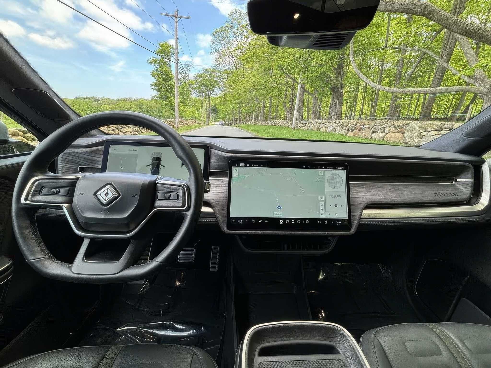 2022 Rivian R1S Launch Edition