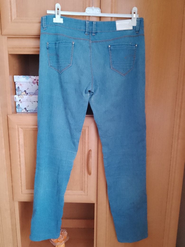 Spodnie jeansowe damskie rozmiar M firmy Denim