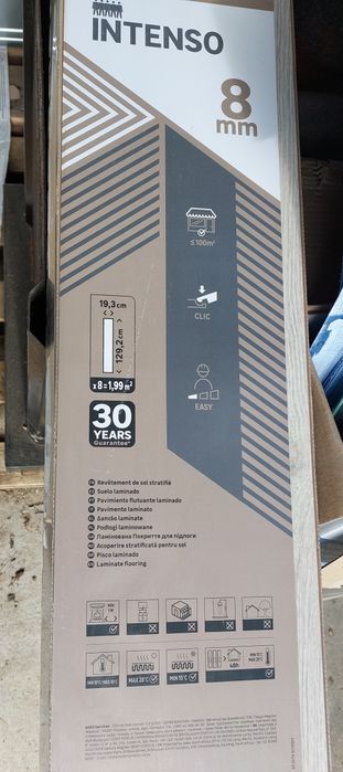 Chão  flutuante cinza