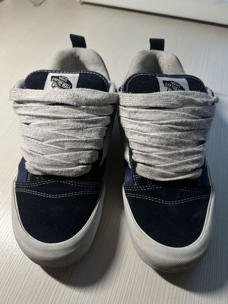 VANS knu skool shoe blue