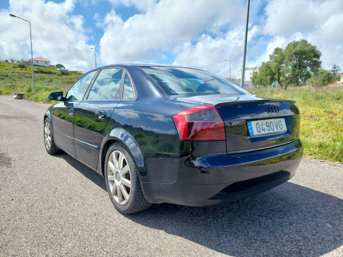 Audi A4 1.9tdi 130cv S-LINE