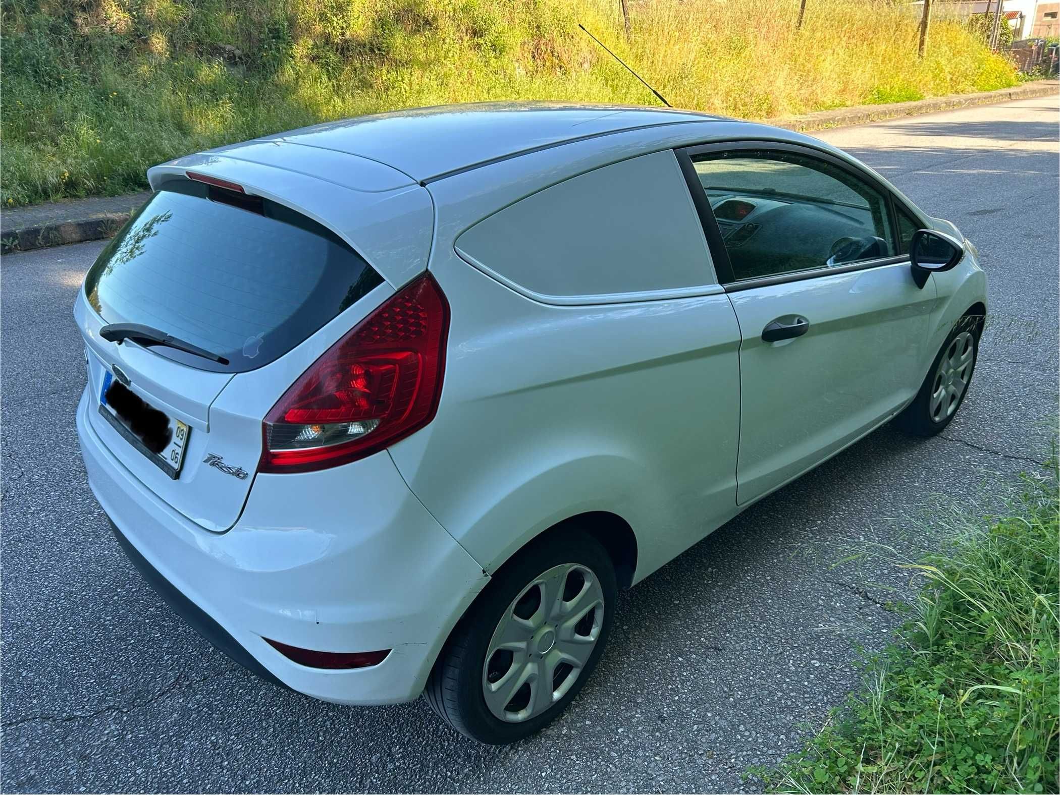 Ford Fiesta Comercial