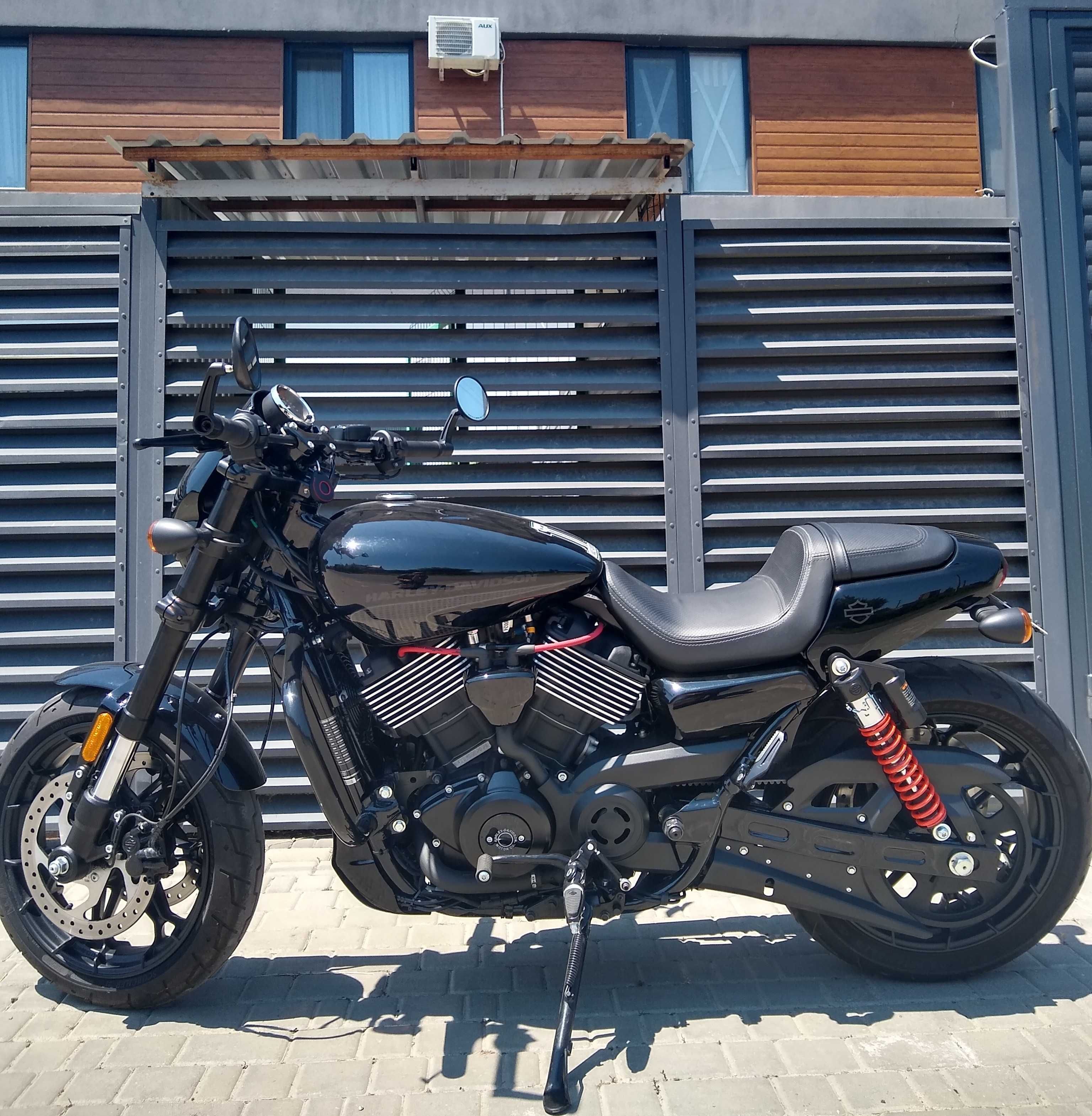 новий офіційний Harley Davidson Street Rod XG750A EU з колекції