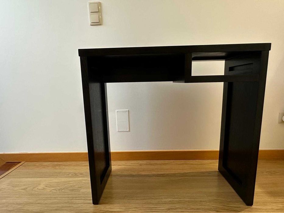 Mesinha 85x80x35 Madeira Maciça
