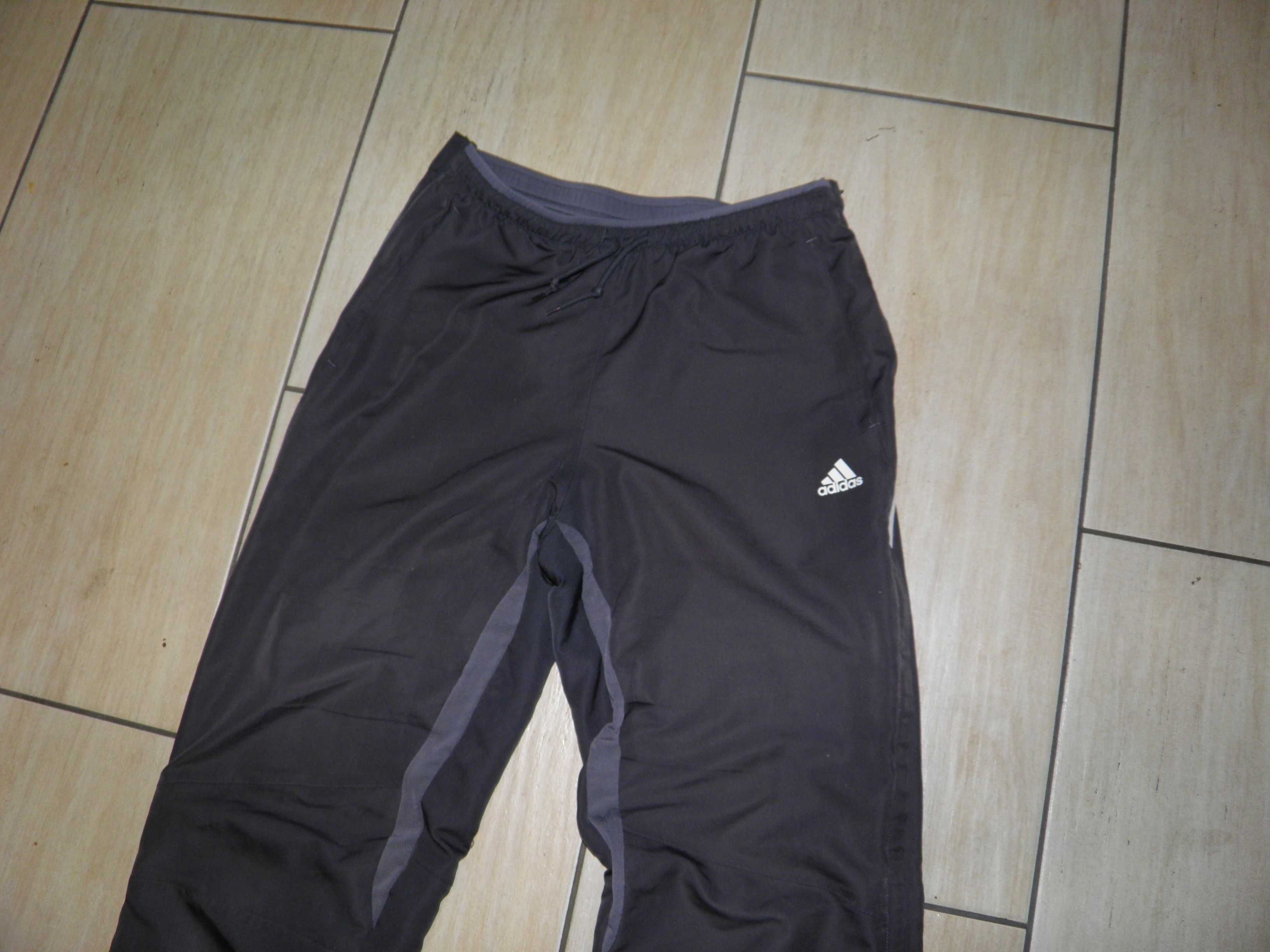 Spodnie dresowe adidas r M