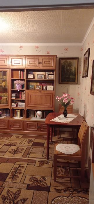 Продажа 2 км квартири Росвигово