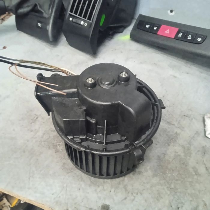 Dmuchawa z rezystorem Ducato III 5E1730100