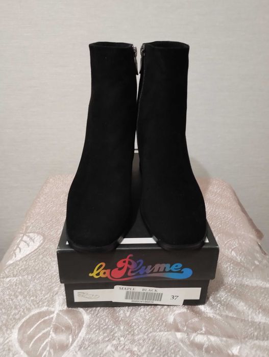 Жіночі ботильйони