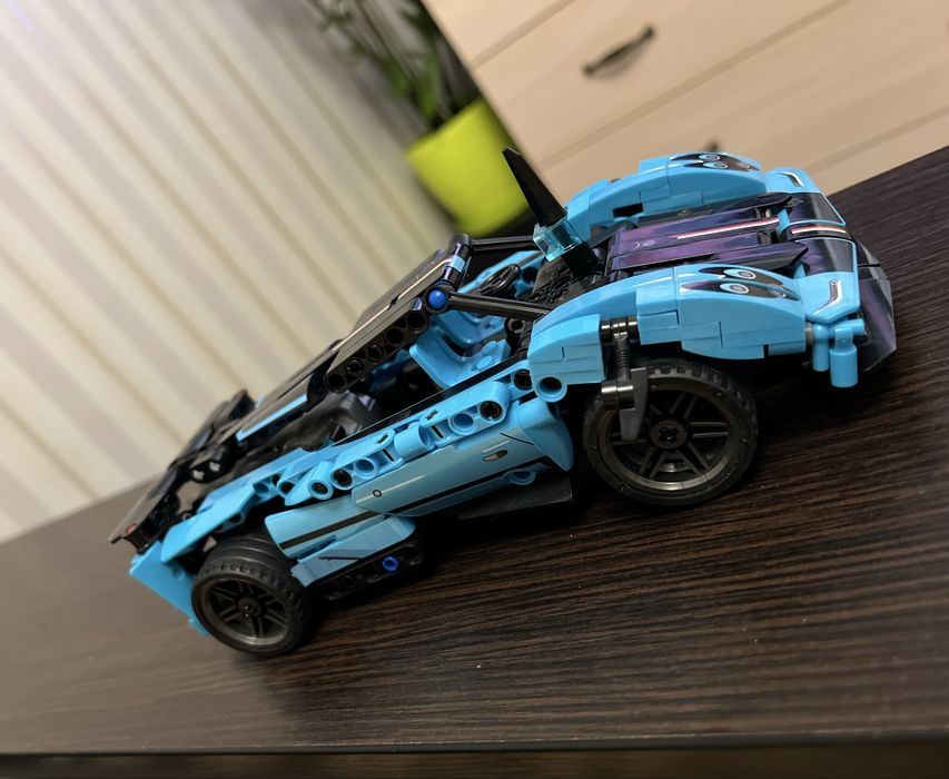 Конструктор машина (інерційна)