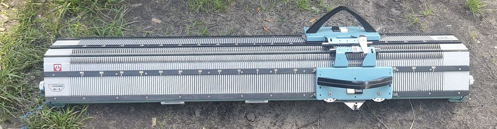 SPRZEDAM: Zabytkowa maszyna dziewiarska Elitex DOPLETA z Czechosłowa