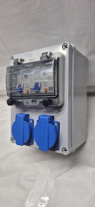 Rozdzielnia 16A budowlana skrzynka rozdzielcza z wyłącznikiem FI 2 x 2