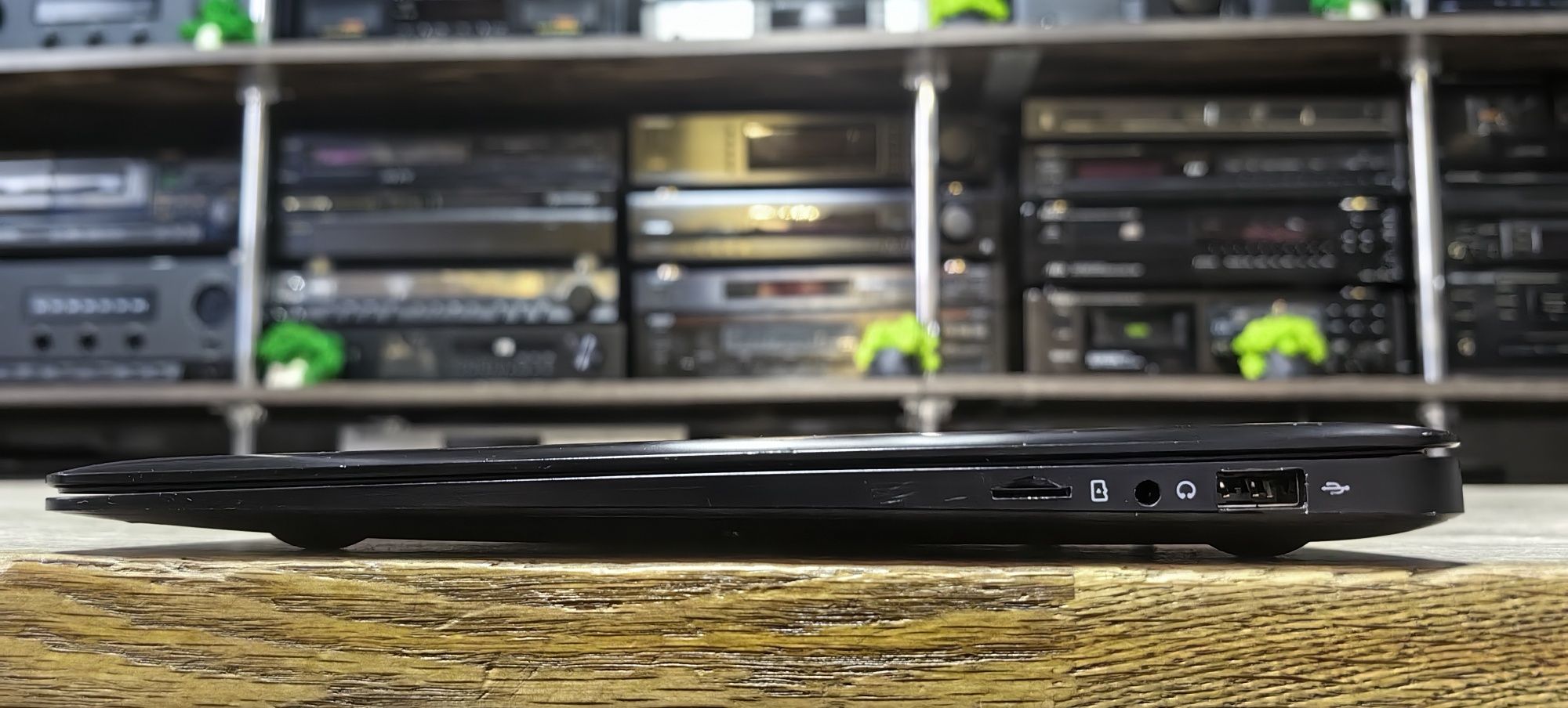 Ноутбук Captiva 14"/Atom z3735F! Ram 2Gb /SSD 32Gb