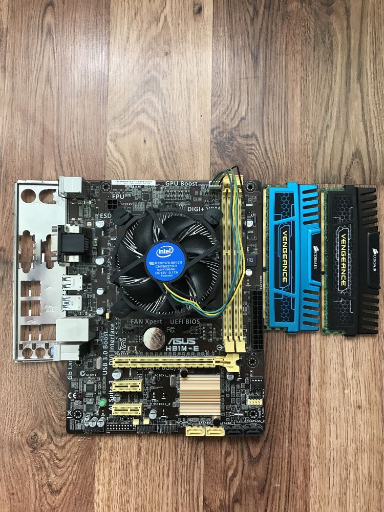 процесор i5-4440,8 GB Corsair Ram,материнська плата Asus H81M ,кулер