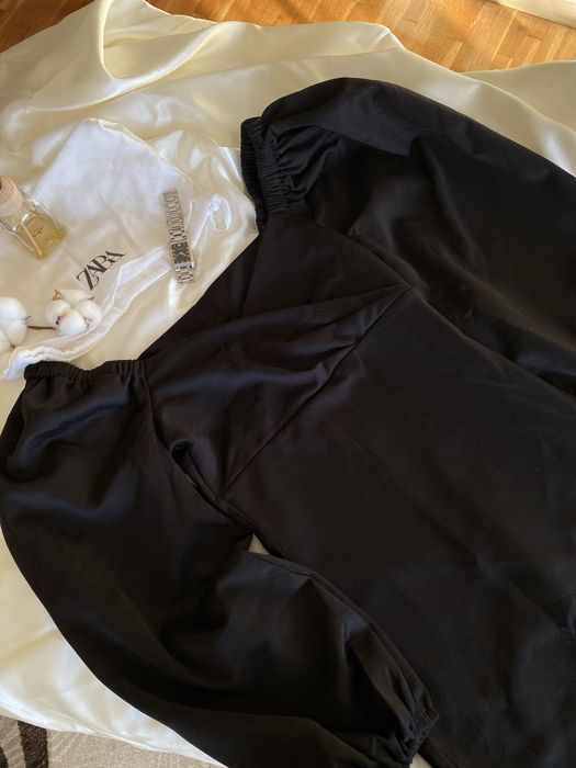 Сукня з рукавами -ліхтариками