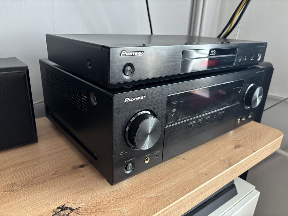Amplituner Pioneer VSX-923 z odtwarzaczem BD