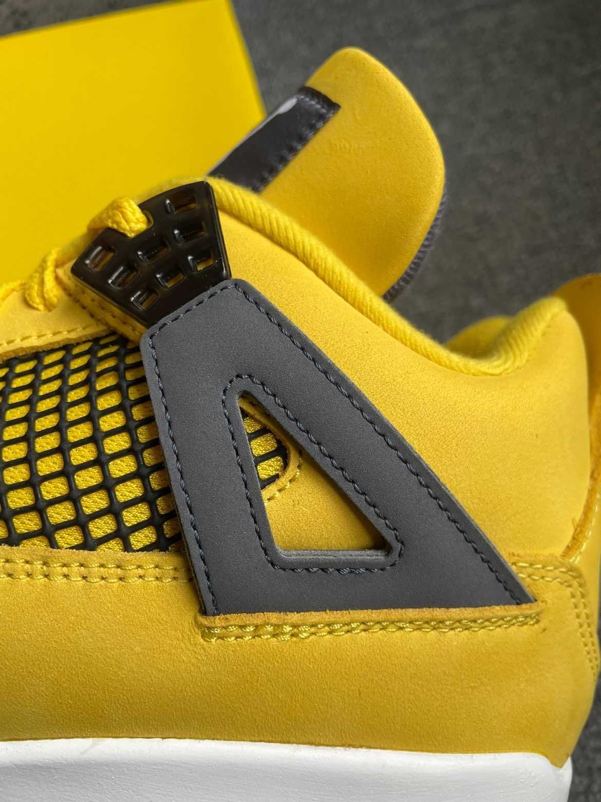Jordan4Air4RetroLightning UnisexTrampki R.42