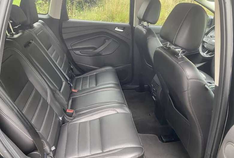 Продаю Ford Escape 2017