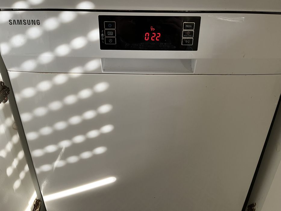 Máquina Loiça Samsung DW FN320W - ler anúncio