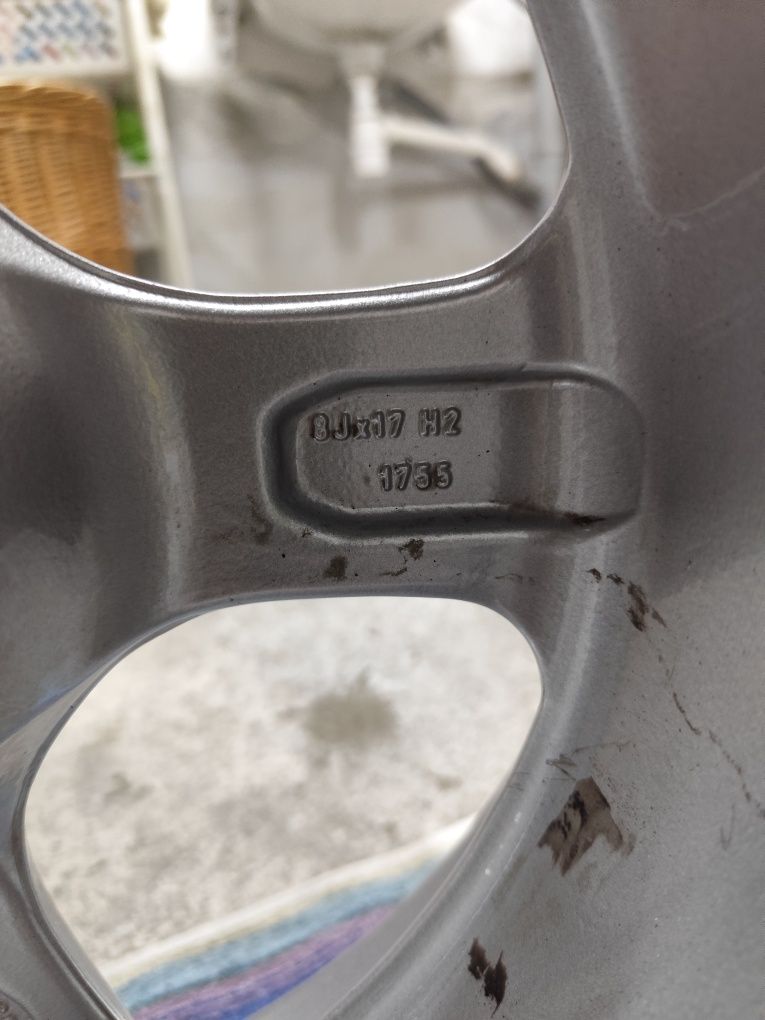Alufelgi 17 z rantem 4x114.3