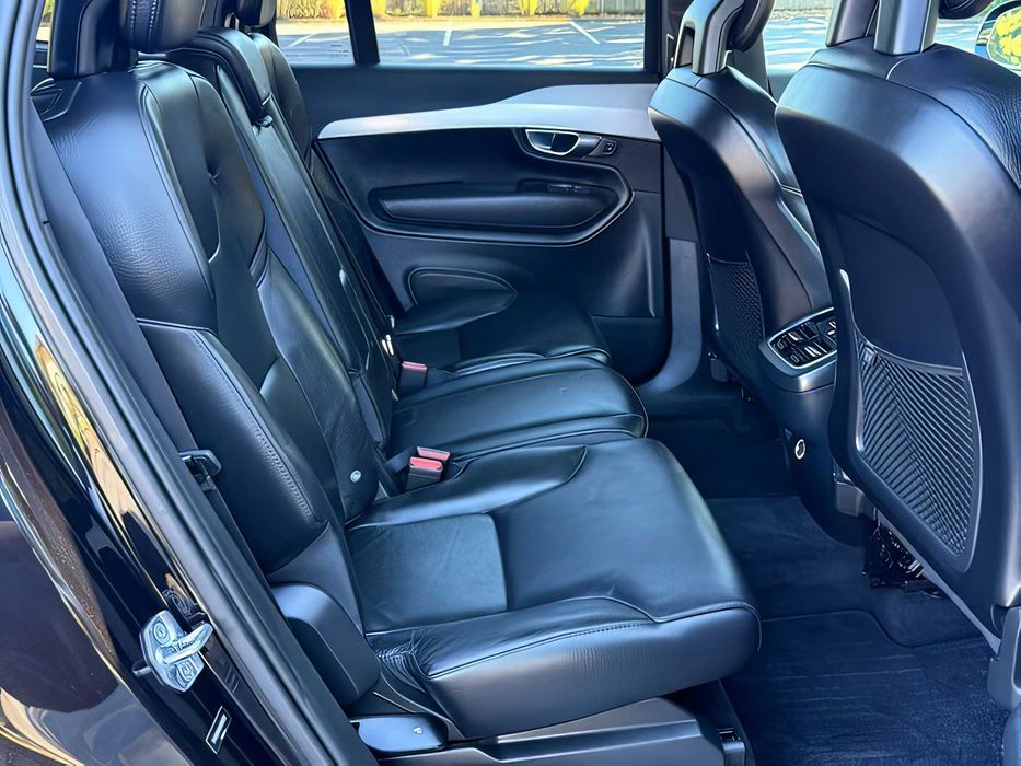 Volvo XC90      2018