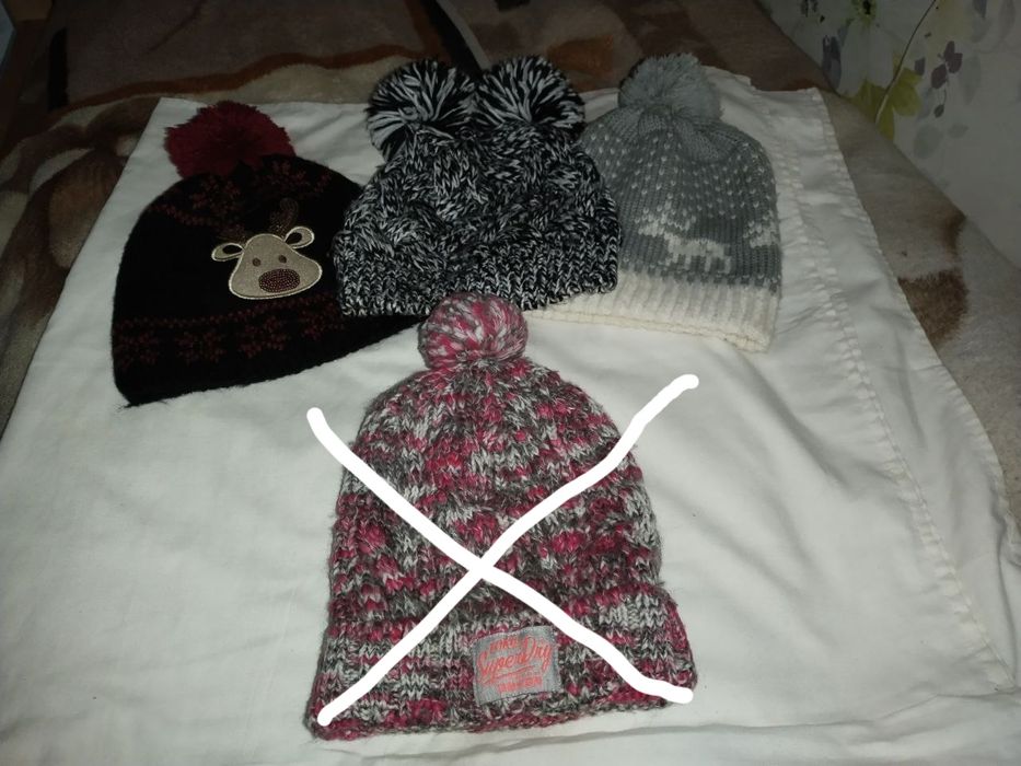 Шапки дитячі для дівчинки.7-12 років.
