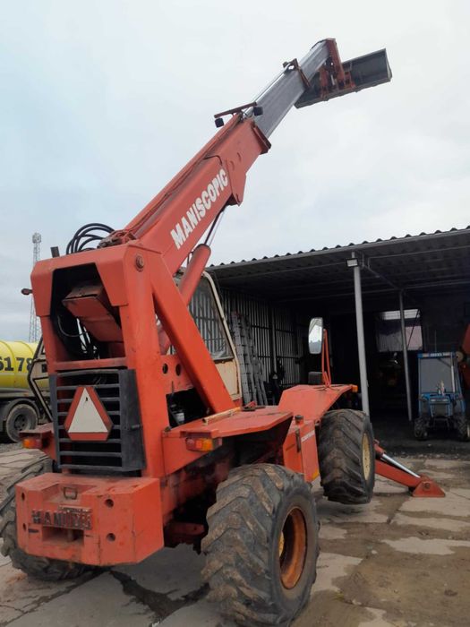 Ładowarka teleskopowa budowlana Manitou  jcb
