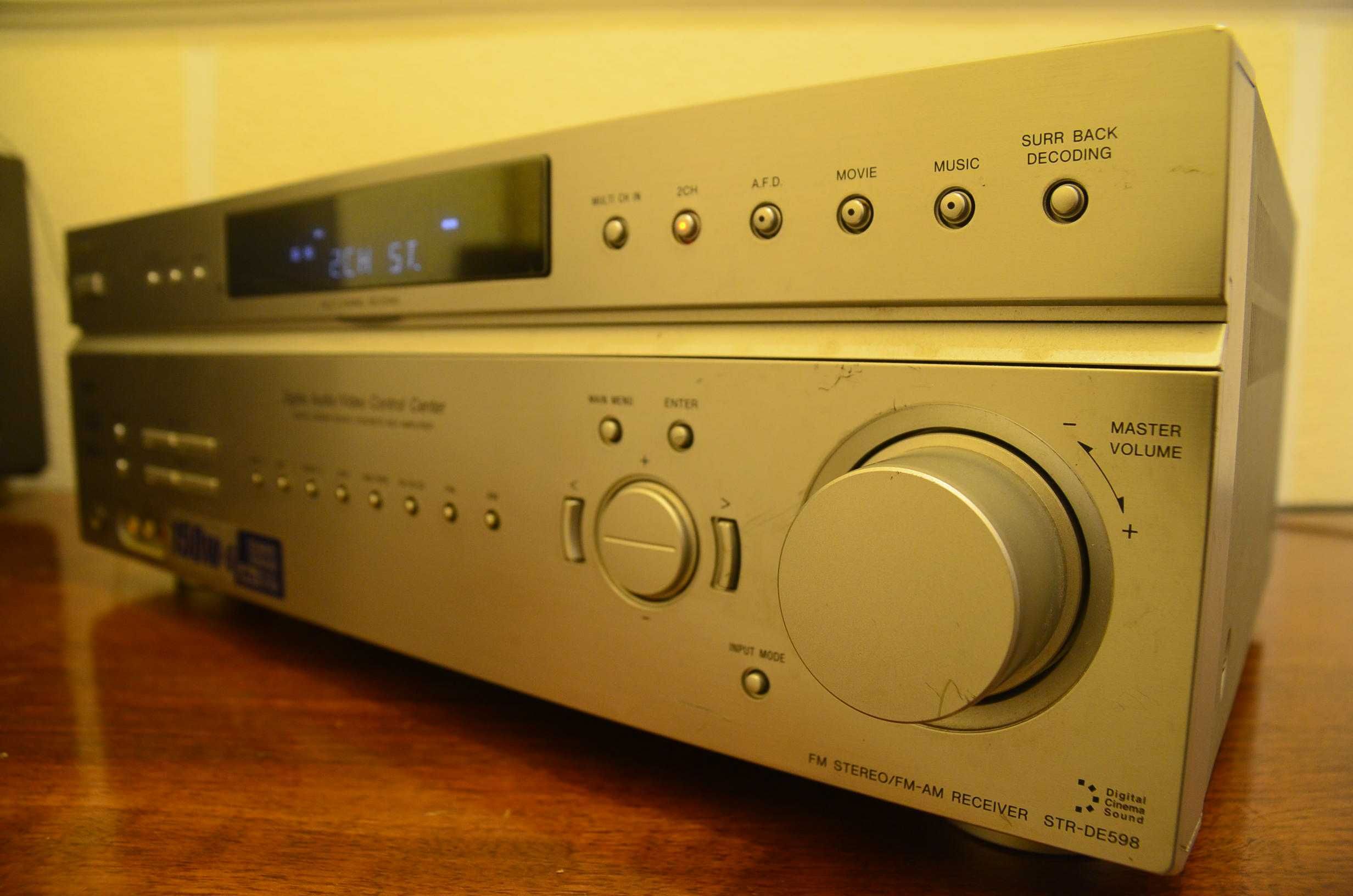 Amplificador/ Receiver Sony STR-DE598