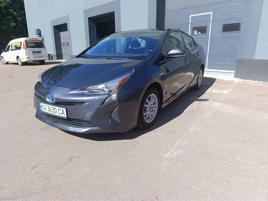 Toyota prius 50 hybrid