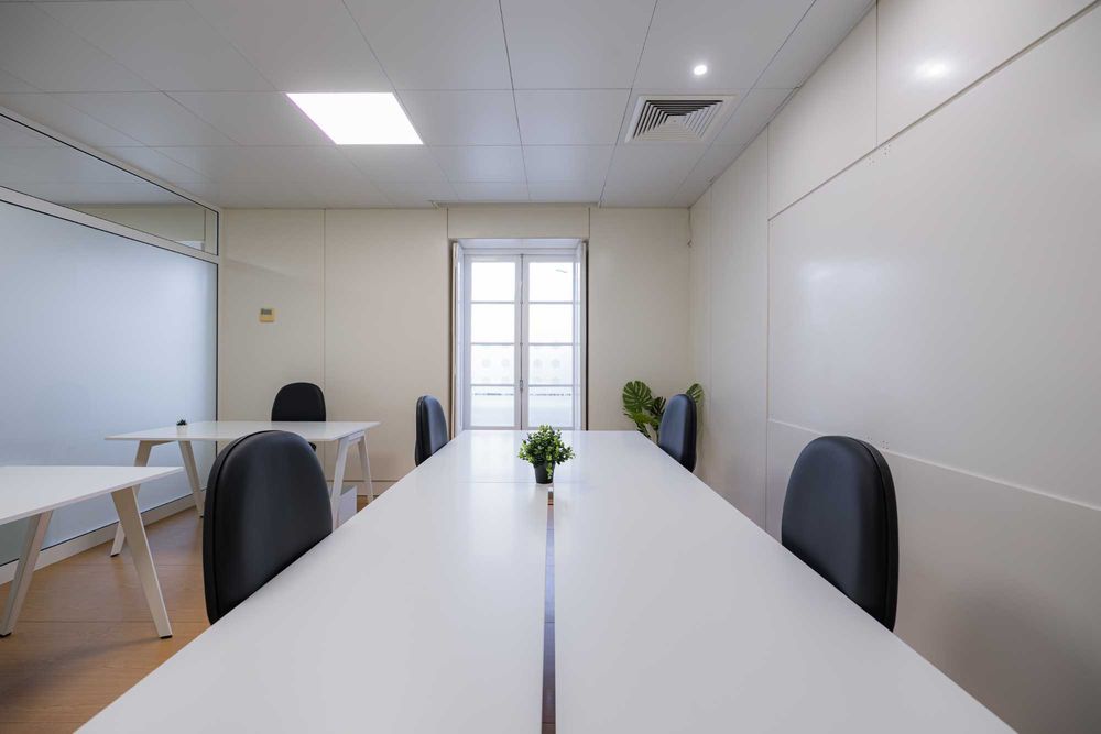 Gabinetes e Espaços de Trabalho – Centro de Ponta Delgada