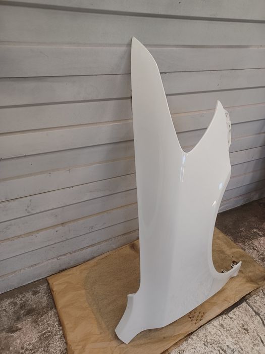 Błotnik Prawy skoda Octavia II lift