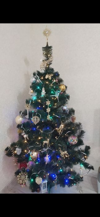 Ялинка штучна зелена