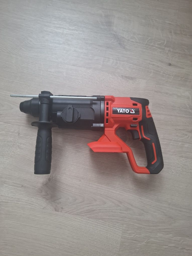 Młotowiertarka akumulatorowa Yato 18V YT-82772 SDS Plus 2.4J zestaw