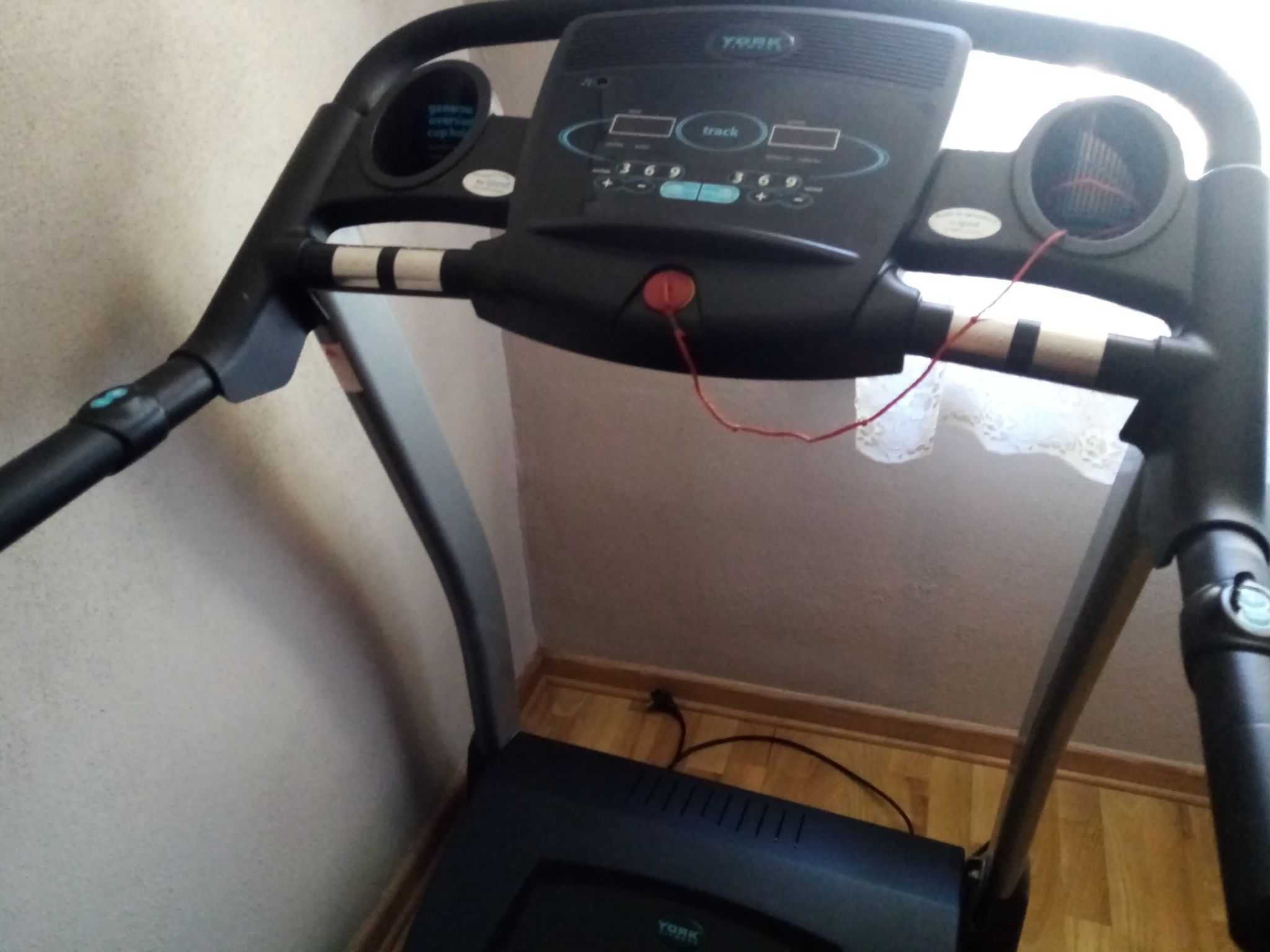 bieżnia york fitness t200+ (uszkodzona)