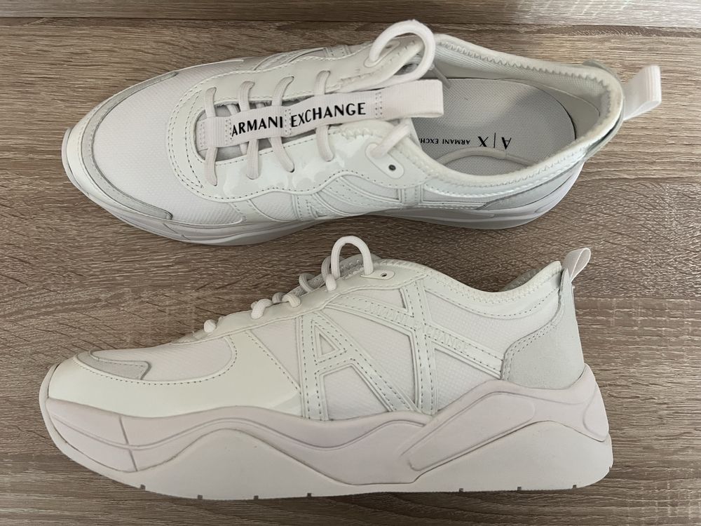 Кросівки  жіночі нові Armani Exchange, розмір 41