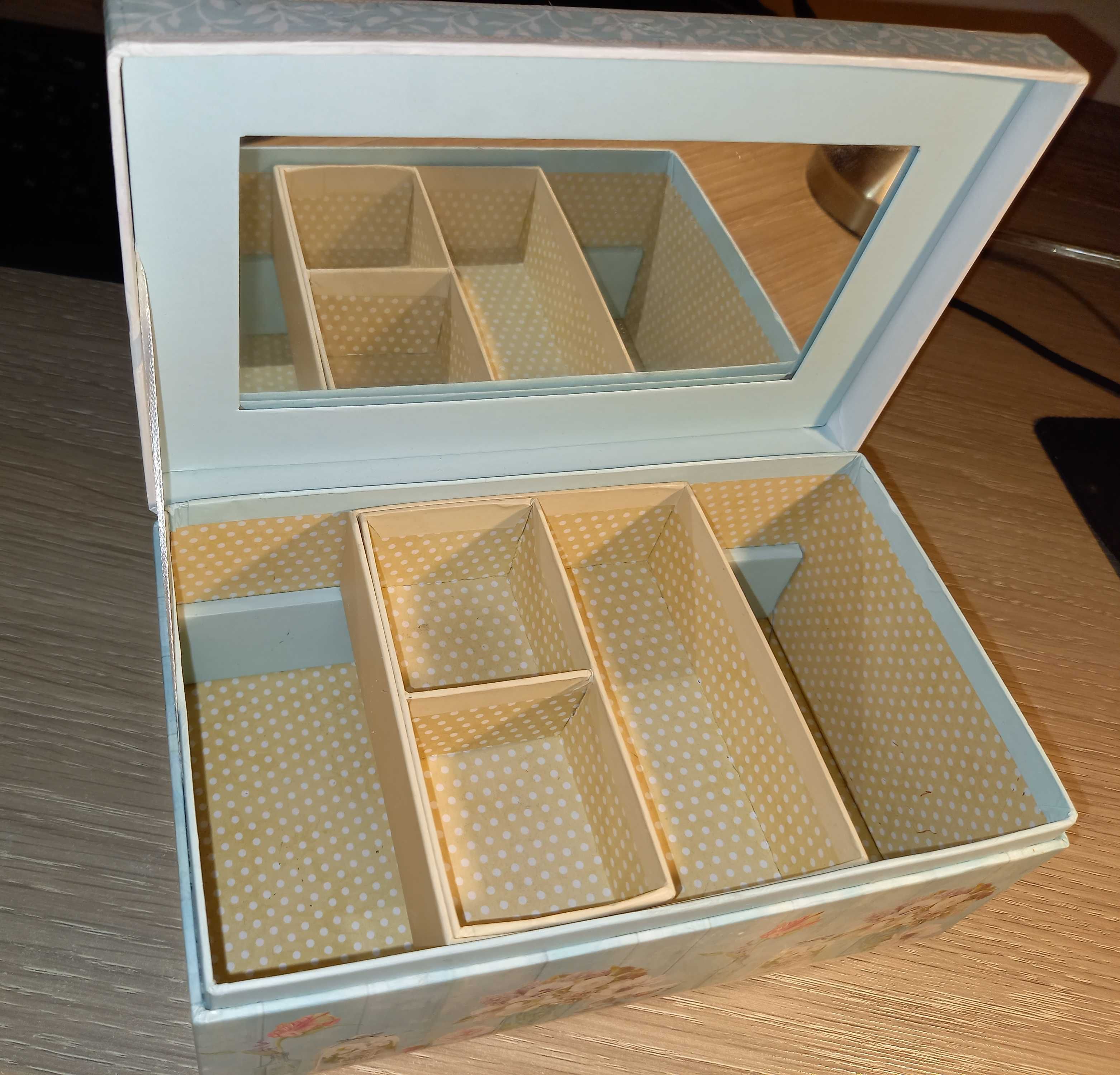pudełko szkatułka z lustrem skrzynka na biżuterię drobiazgi 20x12x10cm