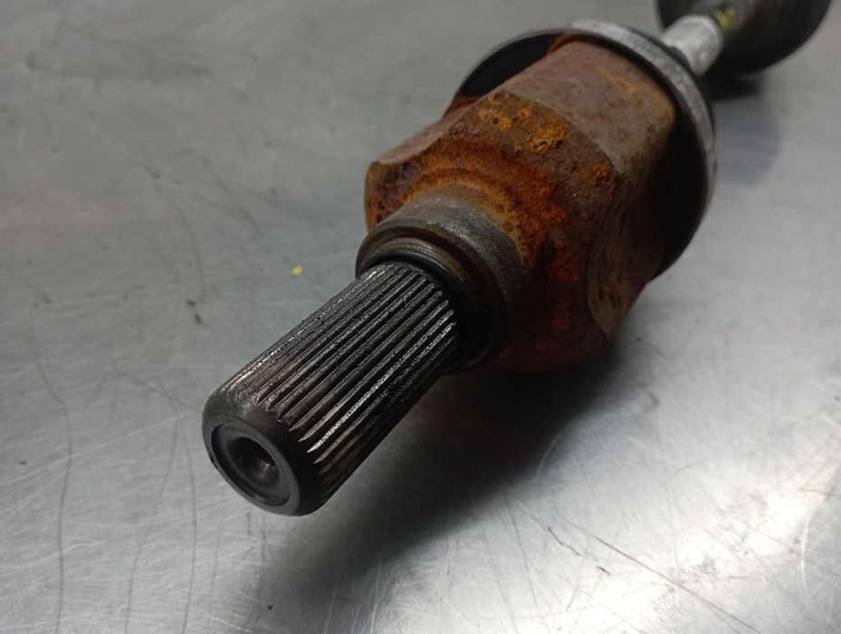 Transmissão frente esquerda PEUGEOT 2008 I (CU_)