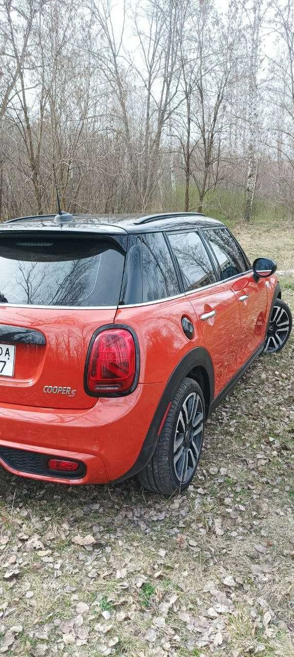 Продаю свой MINI Hatch Cooper S