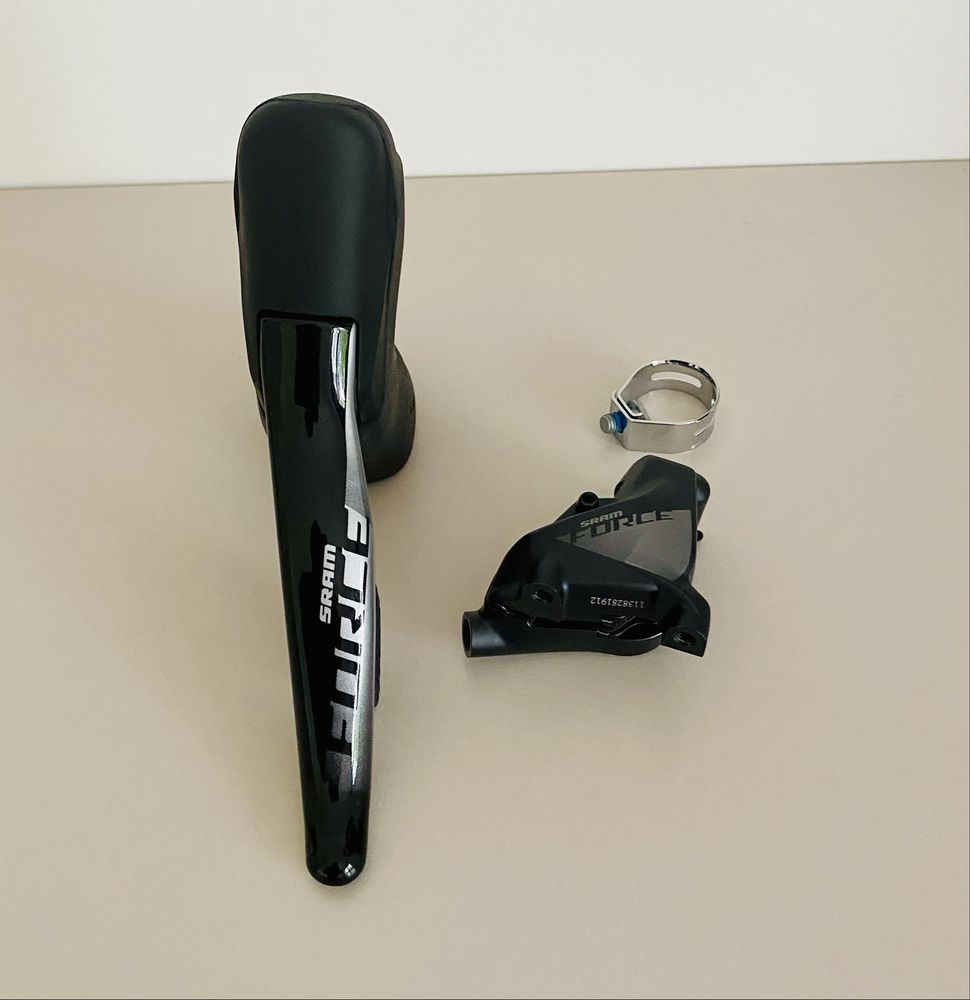 SRAM Force AXS D1 – lewa klamka, zacisk, przewod