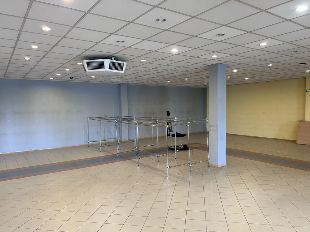 Wynajmę lokal użytkowy w Gliwicach, przy ulicy Żwirki i Wigury