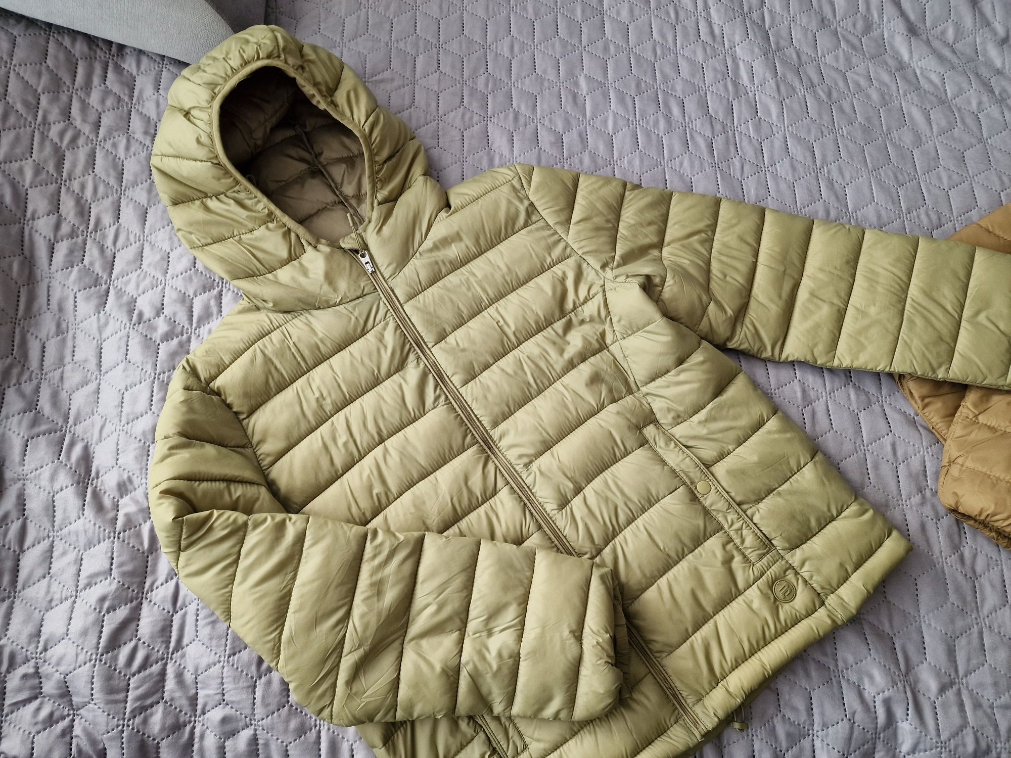 2 kurtki wiosenne jesienne pikowane stradivarius pull&bear 38/40 khaki