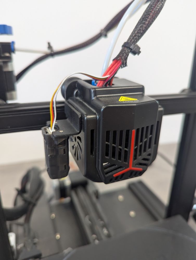 Drukarka 3d Creality Ender-3 v2 NEO + duży zestaw filamentów